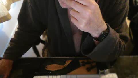 amslave4f online show from August 5, 7:06 am