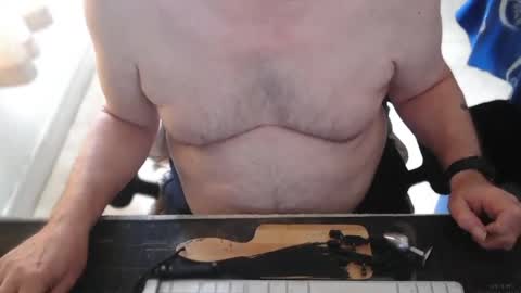 amslave4f online show from August 17, 10:09 am