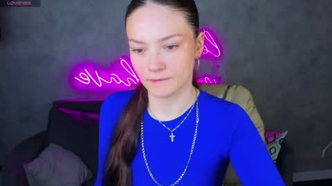 Amy online show from August 11, 1:02 pm