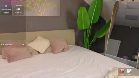 Amy online show from August 14, 1:26 pm