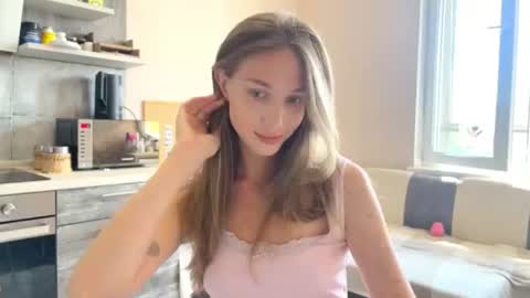 Amy Chill online show from July 25, 11:47 am