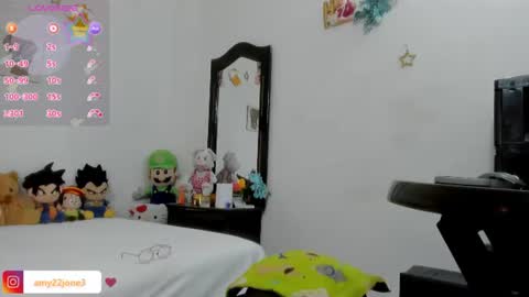 Amy online show from August 12, 6:21 pm