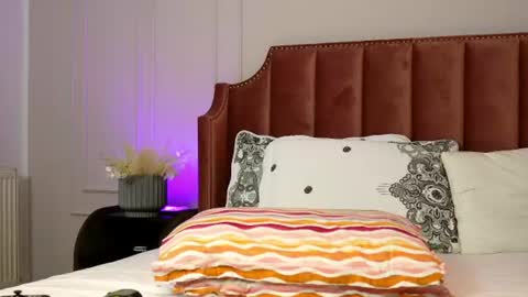 amy_lee19 online show from August 5, 11:14 pm