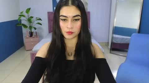 Amy online show from August 8, 9:15 pm