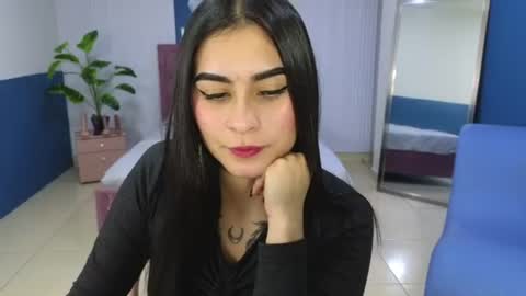 Amy online show from August 10, 11:50 pm