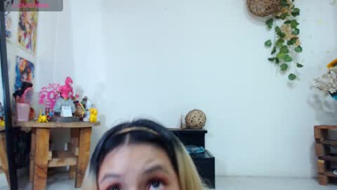 amy mur online show from August 3, 7:32 pm