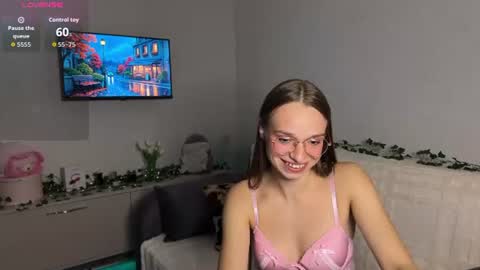 Amy online show from August 5, 9:24 pm