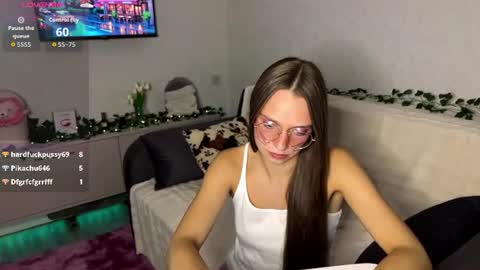 Amy online show from August 13, 9:07 pm