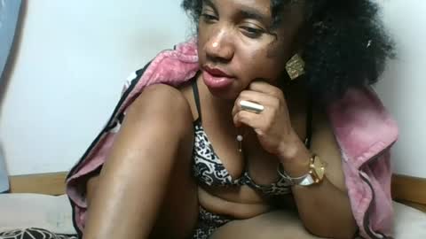 Amyatche online show from August 11, 7:21 am