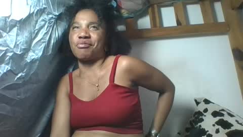Amyatche online show from August 11, 3:47 pm