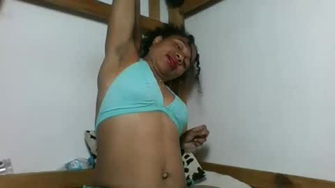 Amyatche online show from August 13, 5:49 pm