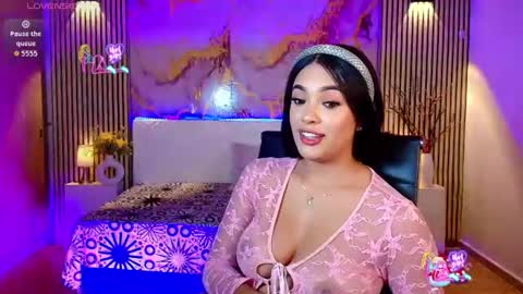 amyjohnsonn online show from August 10, 6:15 am