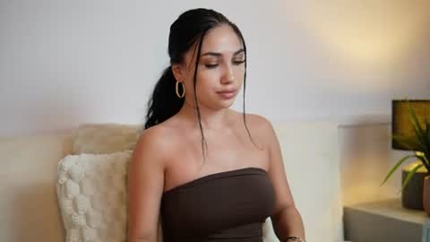  Amy  online show from August 14, 4:27 am