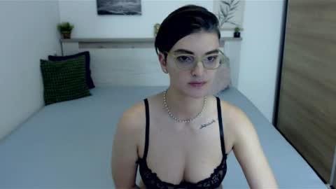 AmyLexy online show from July 16, 6:52 pm