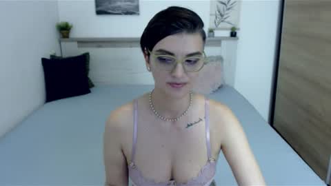AmyLexy online show from July 19, 10:23 pm
