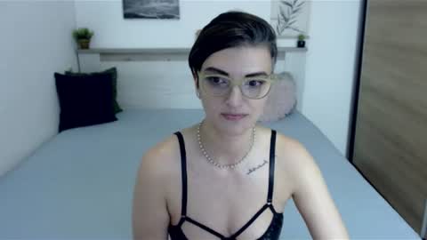 AmyLexy online show from July 21, 9:39 pm