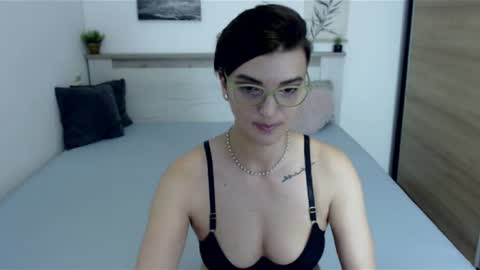 AmyLexy online show from August 9, 8:43 pm