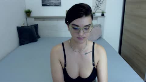 AmyLexy online show from August 9, 9:49 pm