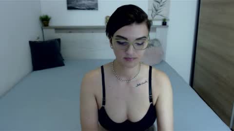 AmyLexy online show from August 12, 5:59 pm