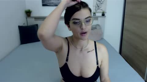 AmyLexy online show from August 12, 9:28 pm