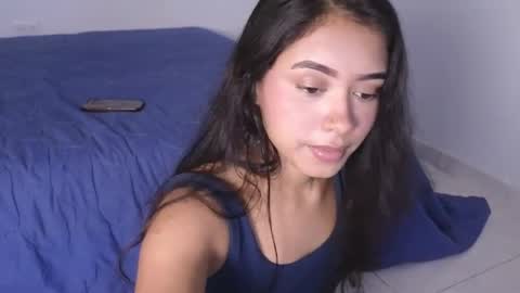 amynovaaa online show from August 10, 11:11 am