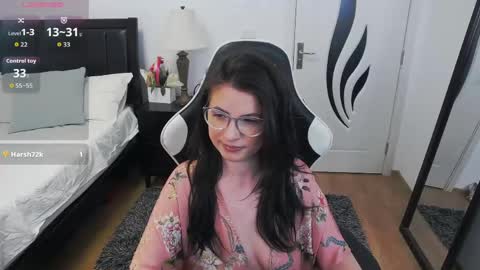 Amy online show from April 14, 7:27 am