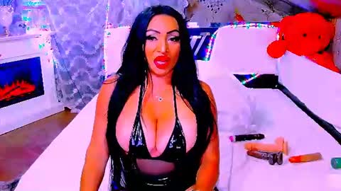 Alimoonya online show from August 6, 9:36 pm