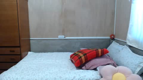 amysweetbabe online show from August 6, 8:24 am