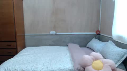 amysweetbabe online show from August 13, 4:59 am