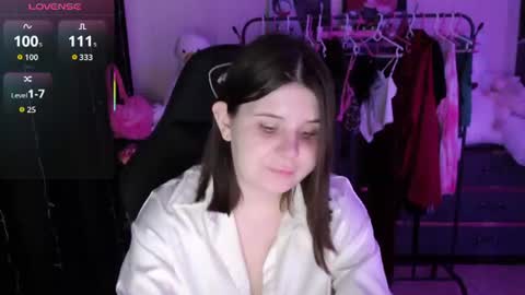 amyvibes online show from July 17, 7:25 pm
