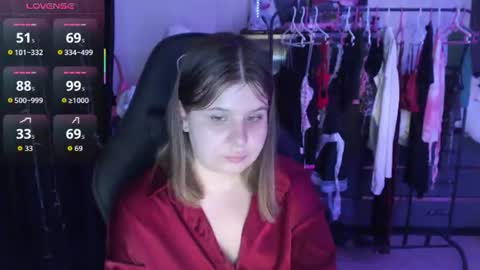 amyvibes online show from August 10, 8:21 pm