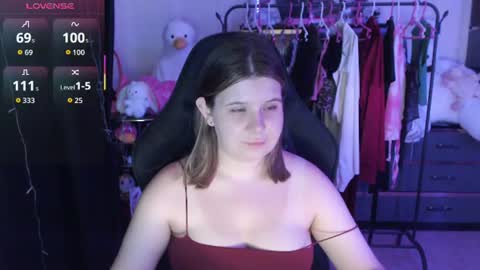 amyvibes online show from August 12, 12:02 am