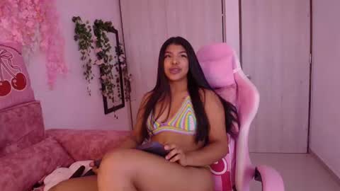 Ana online show from August 5, 7:23 pm