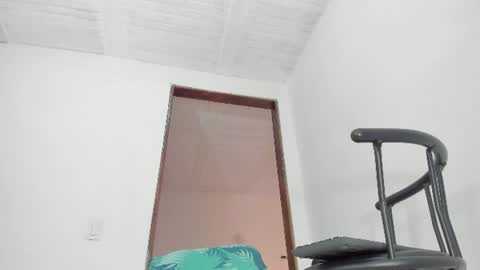 ana_jhonts online show from July 14, 9:04 pm