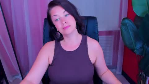 Ana online show from August 13, 4:43 pm