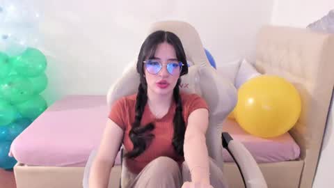 Im anna but you can call me as you want online show from July 30, 9:32 pm