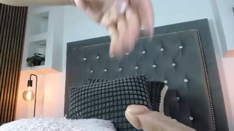 Ana Moon  online show from August 12, 9:44 am