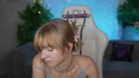 Anabel Julia  Kira Lola2  Vika Candy Sofy Tina Zlata Elice Emily online show from August 14, 4:05 am