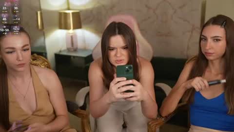 Sweet girls online show from August 12, 3:03 pm