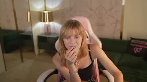 Sweet girls online show from August 13, 7:28 pm
