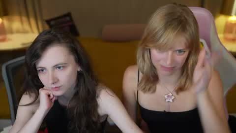 Sweet girls online show from August 13, 10:02 pm