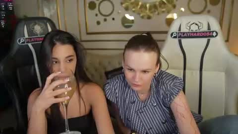 Sweet girls online show from August 14, 7:39 pm