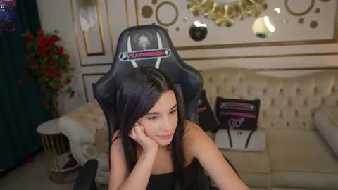 Sweet girls online show from August 14, 8:45 pm