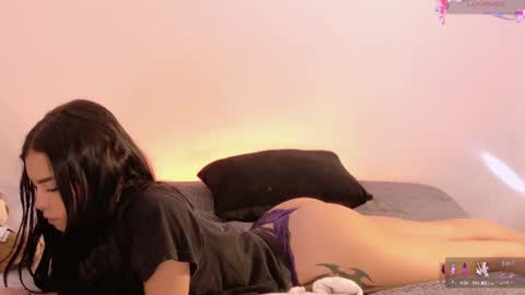 ANABEL WOLF  online show from August 3, 8:38 pm