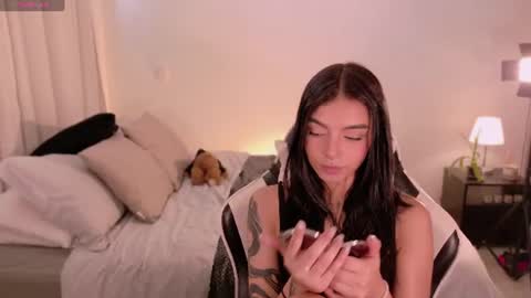 ANABEL WOLF  online show from August 14, 4:54 pm