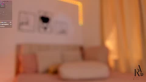 Ana online show from August 8, 4:40 pm