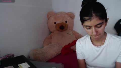 Anahi Browns online show from July 27, 10:04 pm