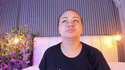  Anais clark  online show from August 6, 4:17 pm