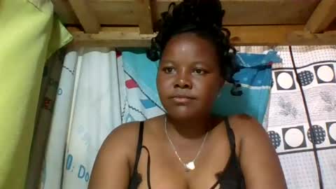 anaissa23 online show from June 21, 1:45 pm