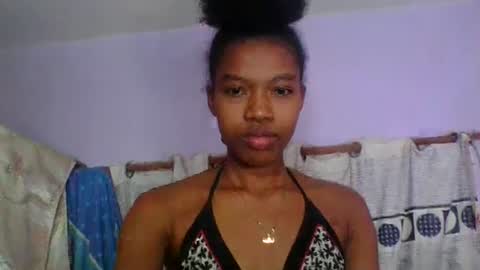 anaissa23 online show from June 21, 3:13 pm